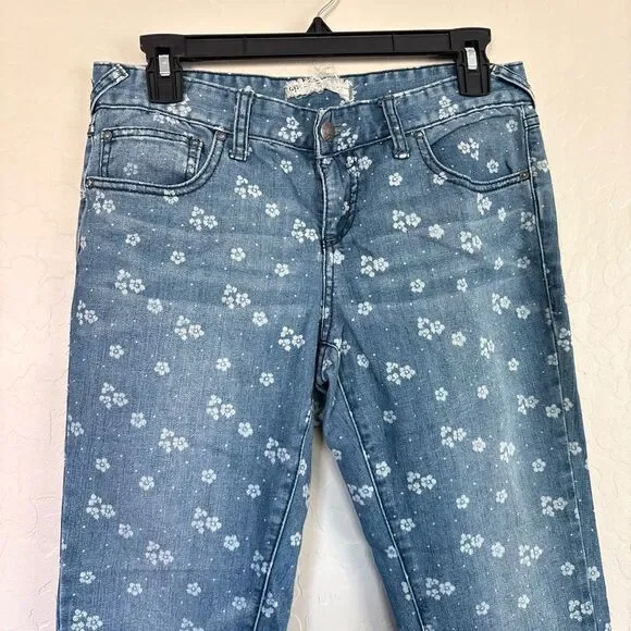 Free People Ditsy Floral Print Cropped Skinny Jeans Size 28 - Picture 3 of 7